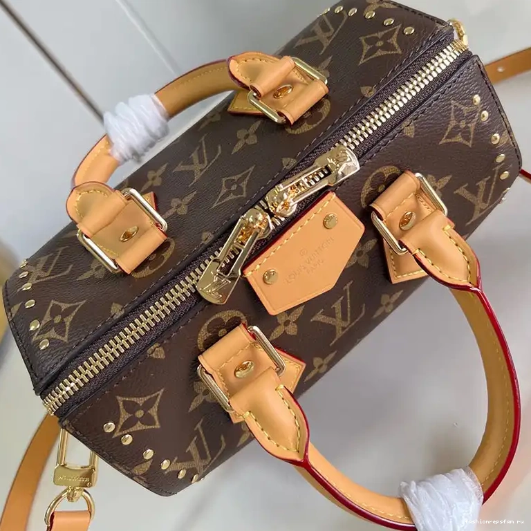 Fashionrepsfam ru LV Bags 2410YA0162 0516